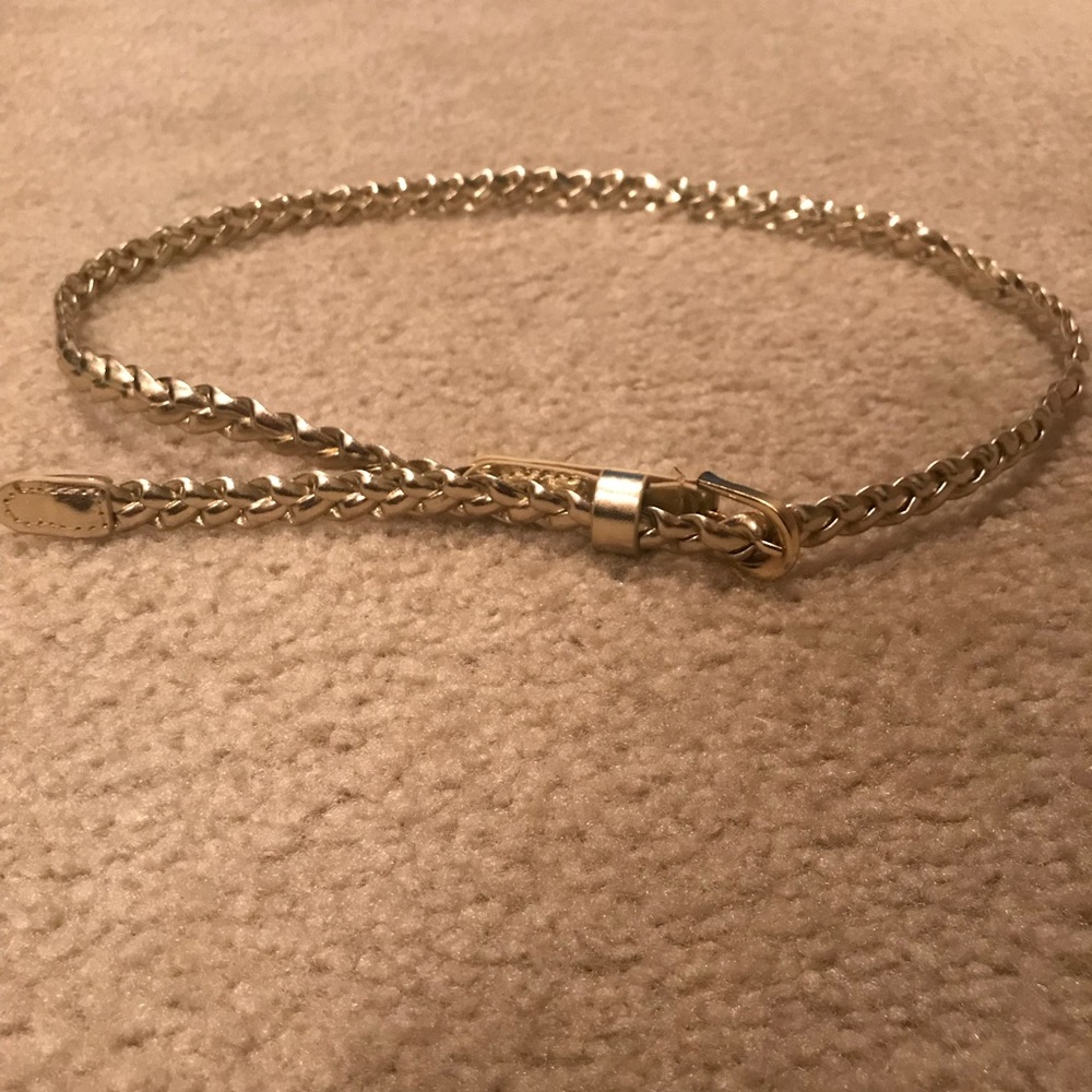 Gold skinny Francesca’s belt